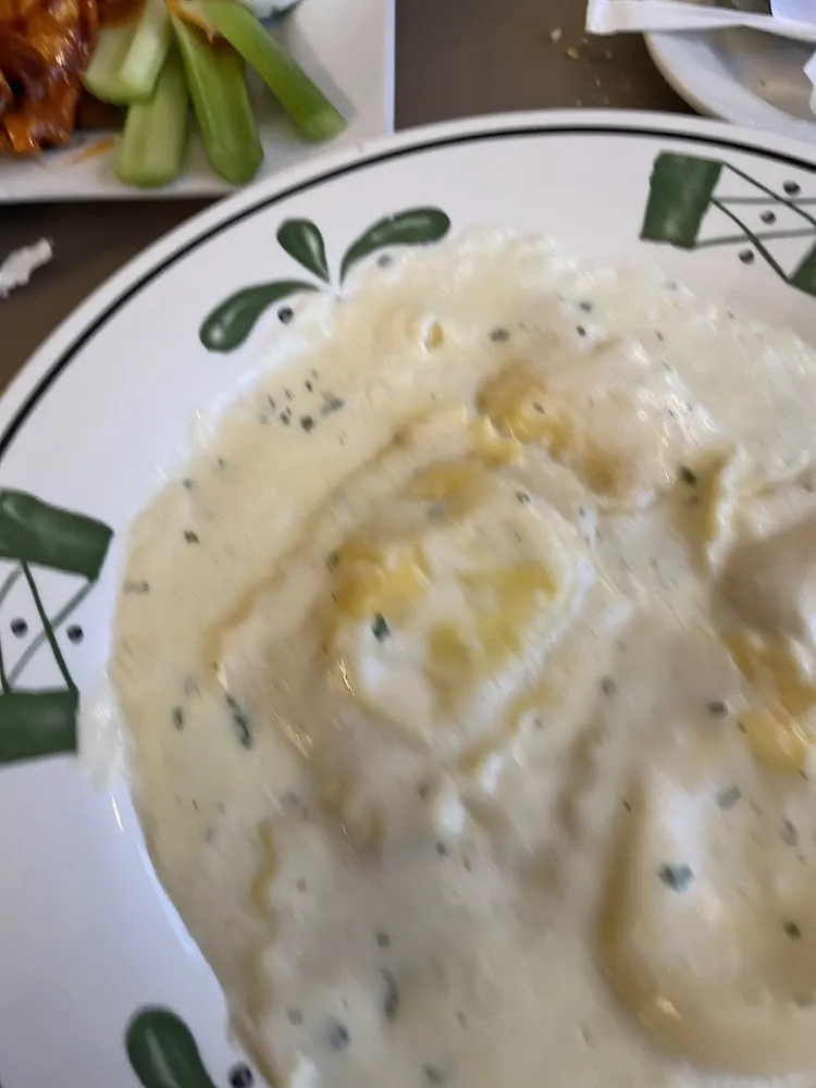Ravioli Alfredo